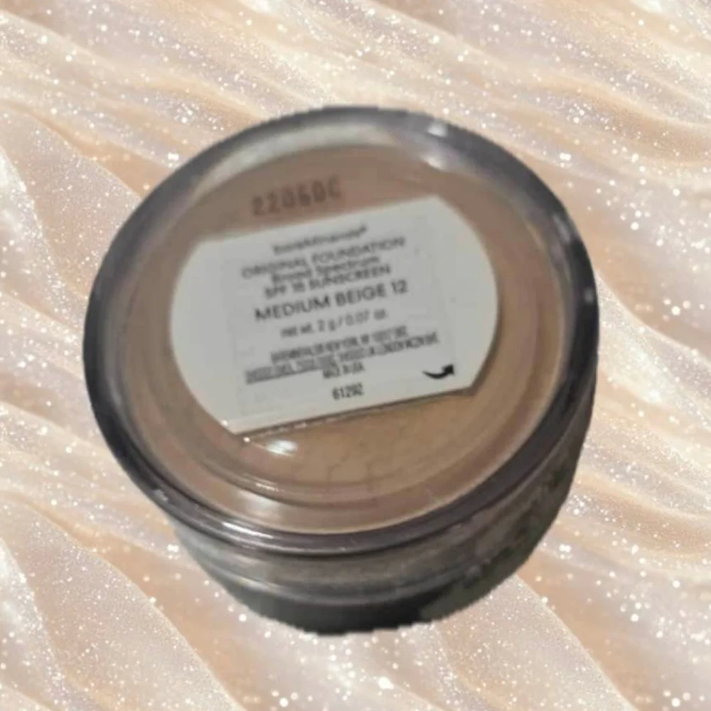 ❇️🧚‍♀️MEDIUM BEIGE 12 BareMinerals Original Foundation NWT